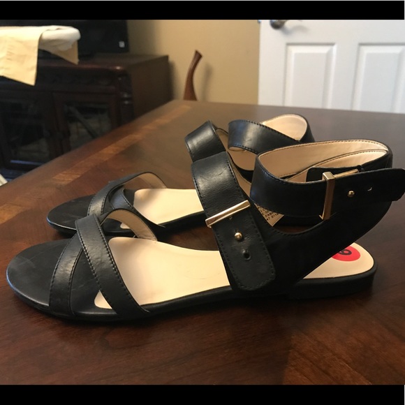 🌺Nine West Leather Sandals - Picture 3 of 8